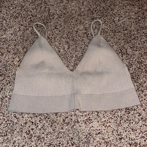 H&M tank - Picture 1 of 3